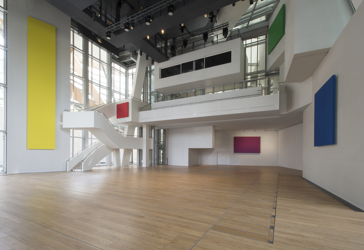 Frank Gehry S Epic Louis Vuitton Foundation Opens Next Week Interior Design Magazine