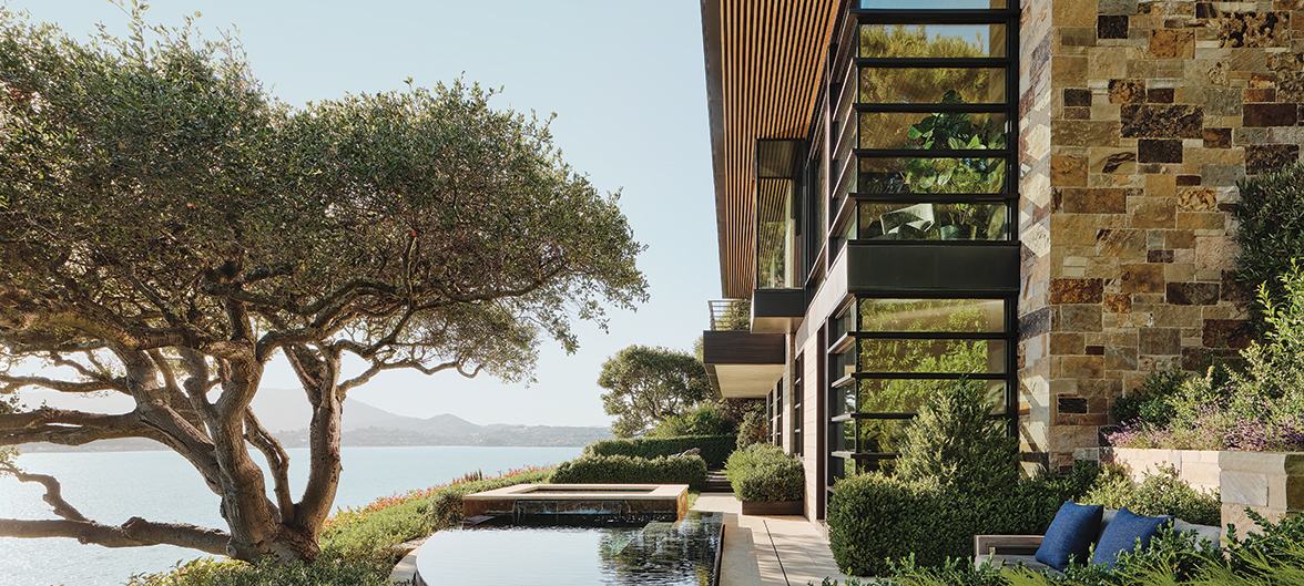 Aidlin Darling Design Carves Out a Soaring Home on a Bay Area Precipice - Vimarsana News