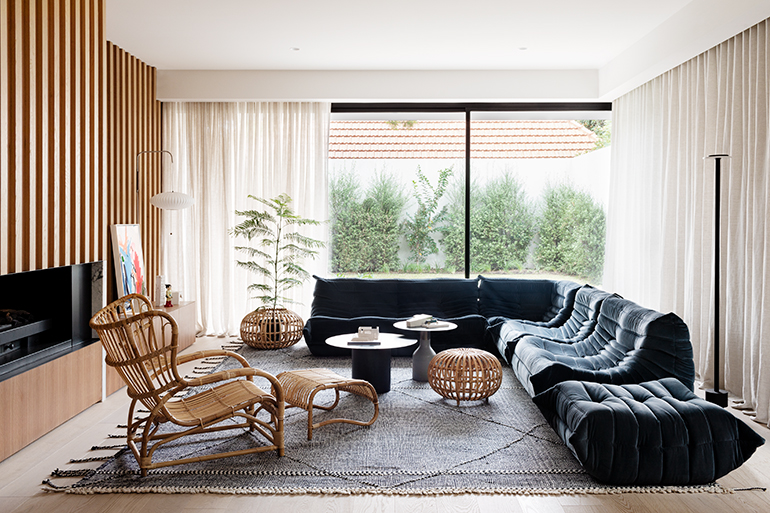 Timber Carries Through a Melbourne Apartment by Studio Martin