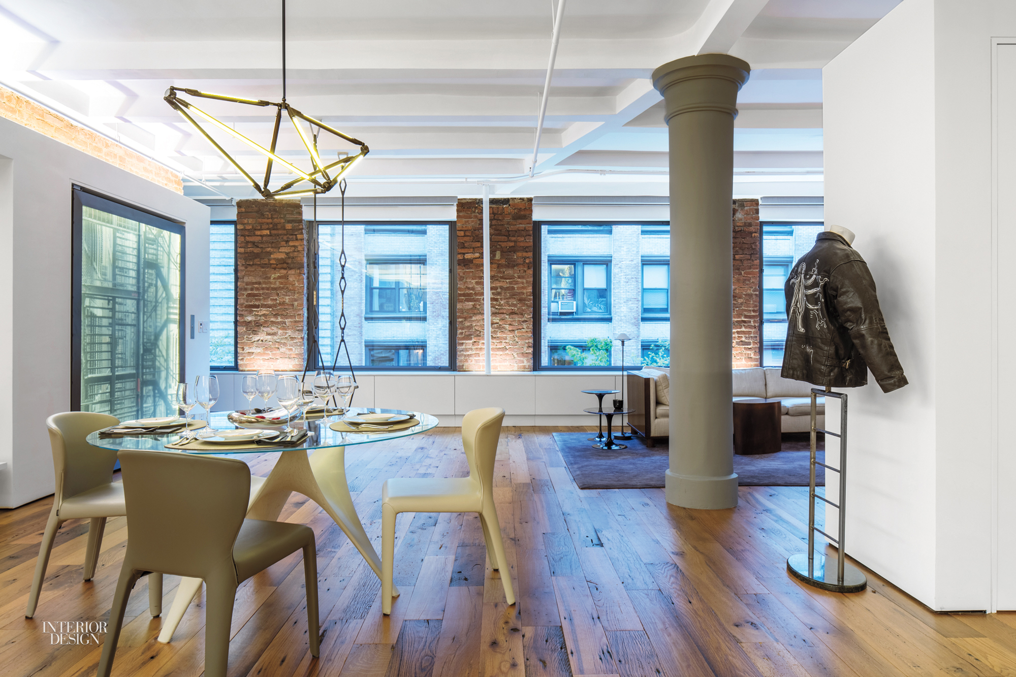 A Chelsea Apartment With a Touch of Voyeurism by Alexander Gorlin and