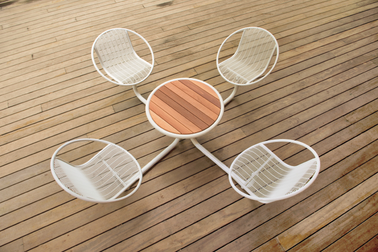 Landscape Forms Expands Carousel Collection