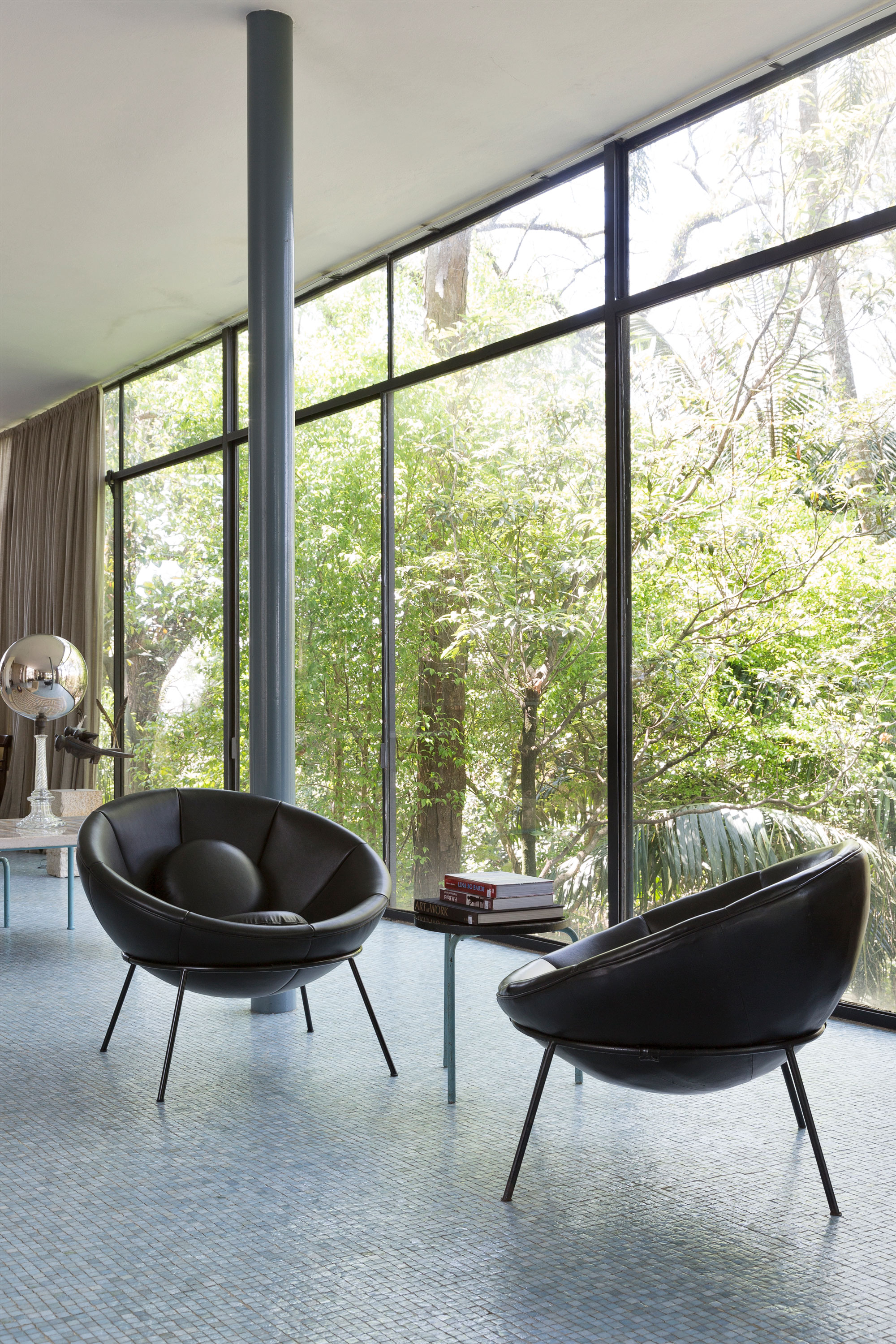 Lina Bo Bardi Bowl Chairs Installed at Her Famed Glass House